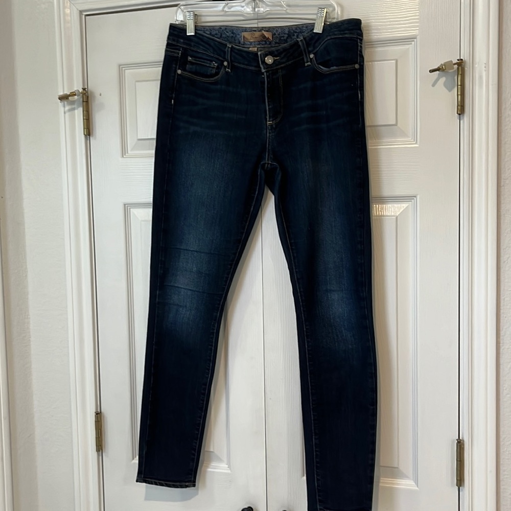 Paige jeans sz 32. Darker wash. Verdugo jegging. Skinny